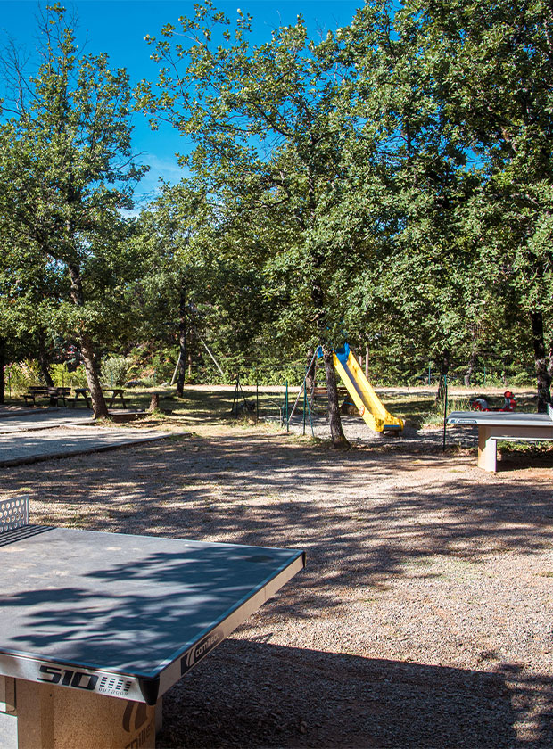 aire de jeux camping haute provence